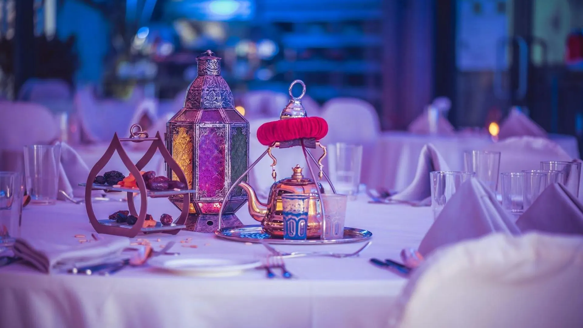 ****  فندق كورت يارد باي ماريوت في مركز أبوظبي التجاري العالمي أبو ظبي الإمارات العربية المتحدة